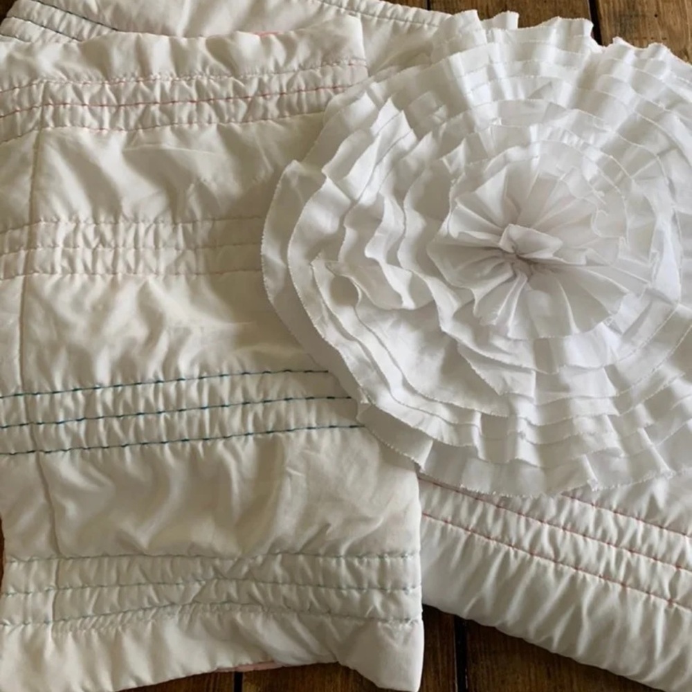 Your Zone | Girls Coverlet, Sham and Pillow Set | Twin Size Bedding